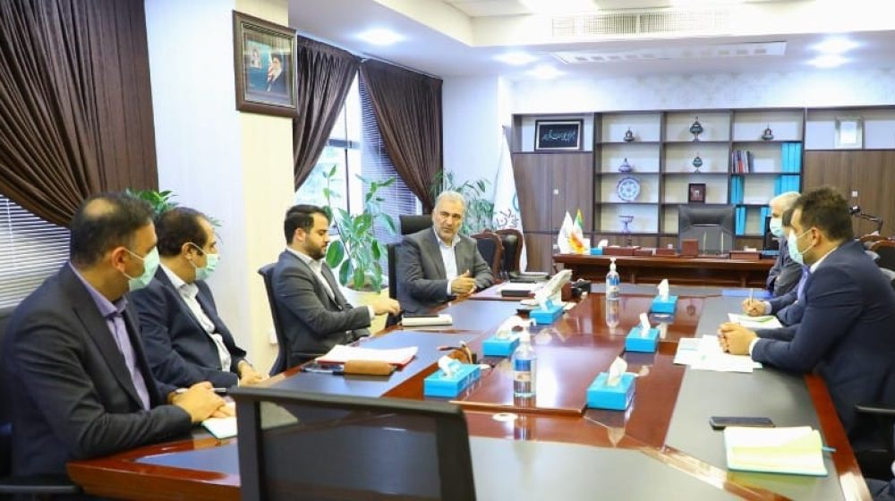سرپرست بانک دی