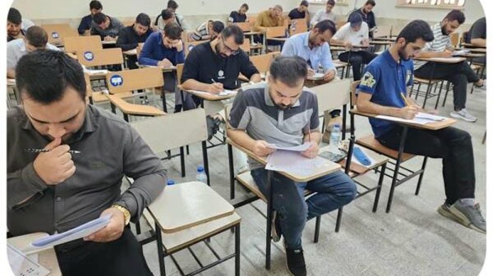 آزمون-تخصصی-استخدامی-پتروشیمی-امیرکبیر-برگزار-شد