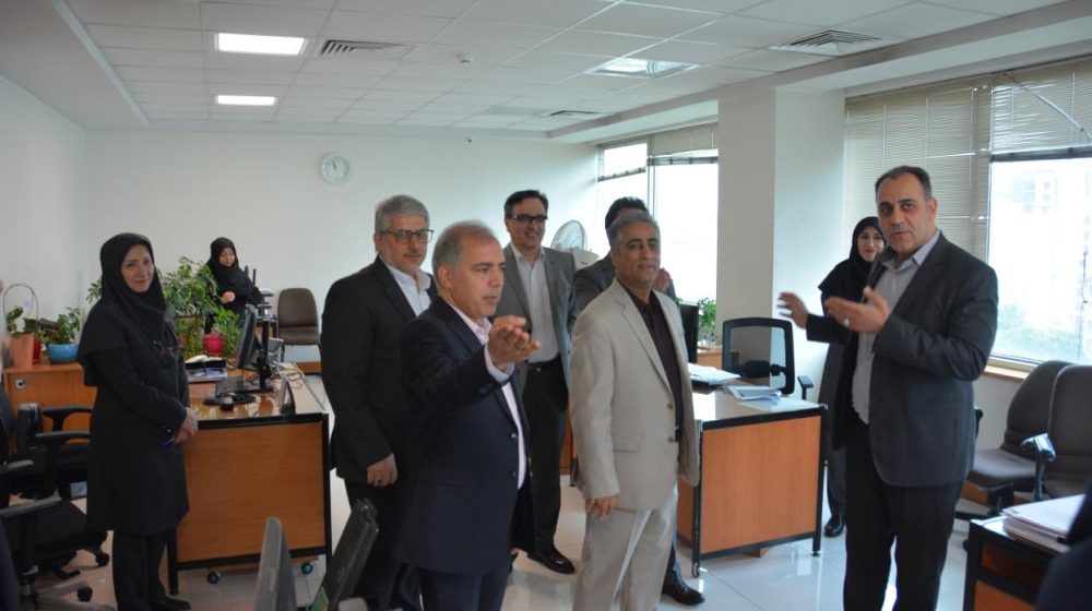 بانک صنعت و معدن