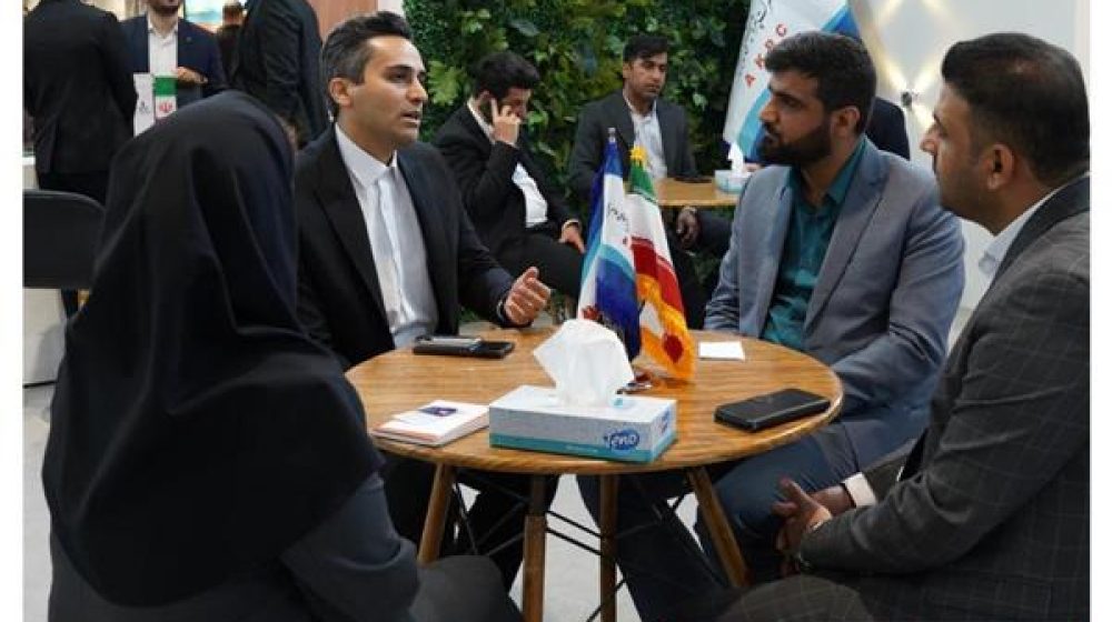 سنایی کیفیت ممتاز و استاندارد جهانی دلیل استقبال از محصولات پتروشیمی امیرکبیر